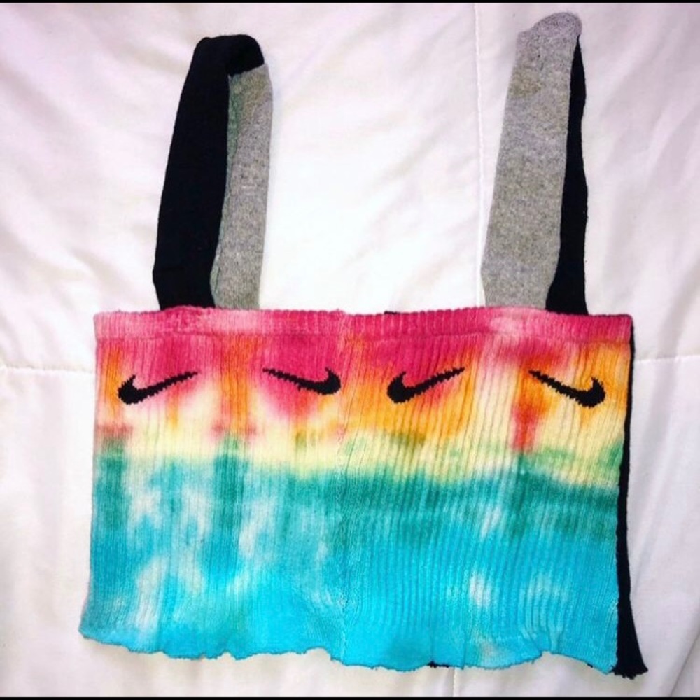 Handmade half tie-dyed Nike sock top✔️🎨